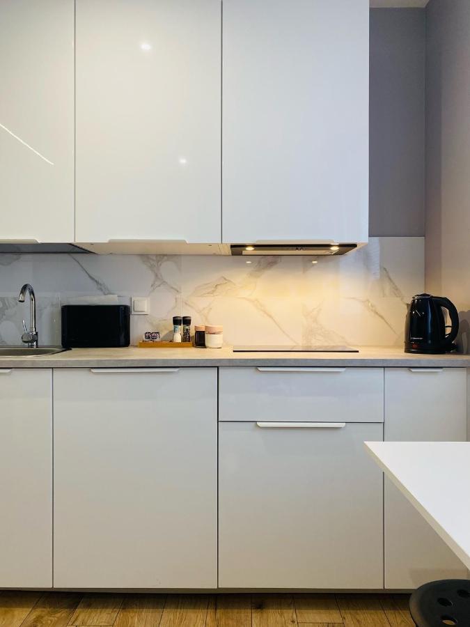 Enes Apartments Legnicka Street A Breslavia Esterno foto