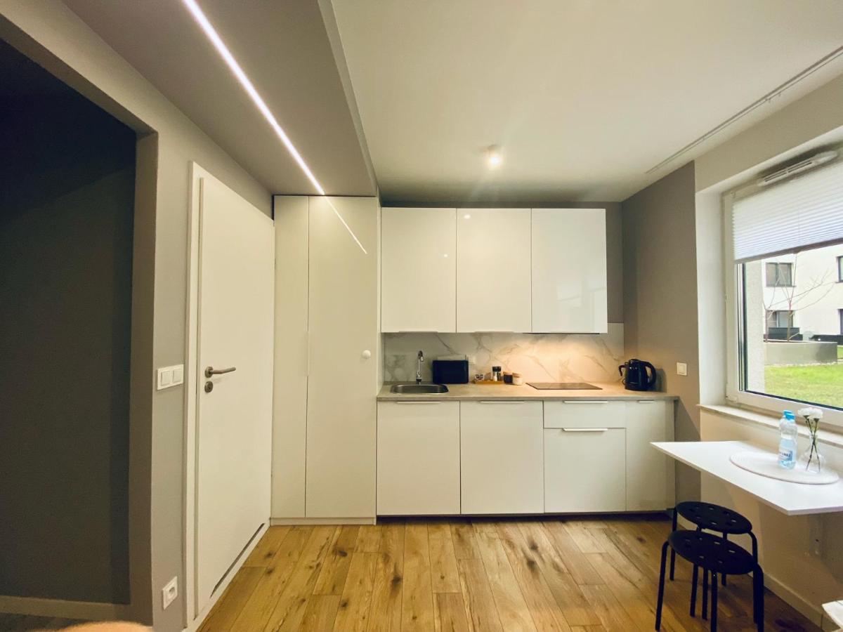 Enes Apartments Legnicka Street A Breslavia Esterno foto