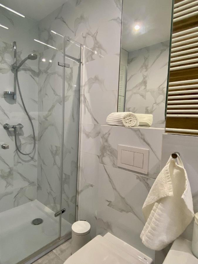 Enes Apartments Legnicka Street A Breslavia Esterno foto